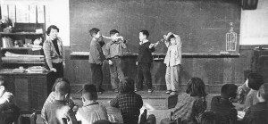 children_in_the_classroom_Hani